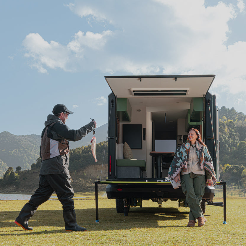 Evotrex-PG5: The World's First Power-Generating RV